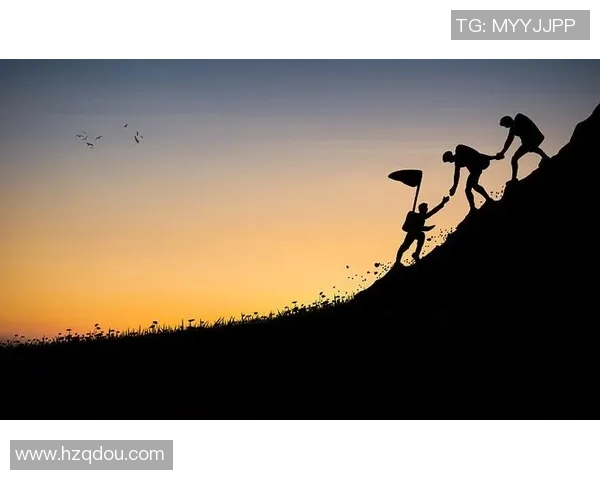 成都攀岩队的团队协作之道：挑战极限与合作精神的完美结合